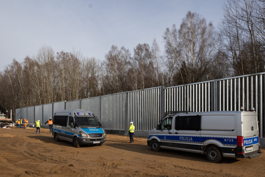 Polska buduje mur graniczny