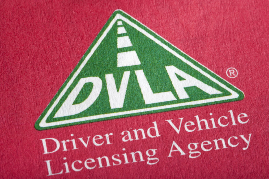 Pilny komunikat DVLA do kierowców w UK