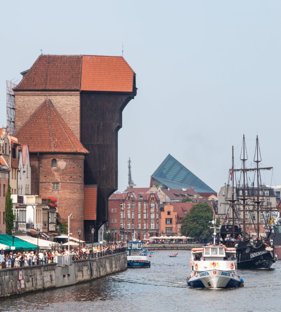 Polska przyciąga coraz więcej turystów Foto: Żuraw w Gdańsku