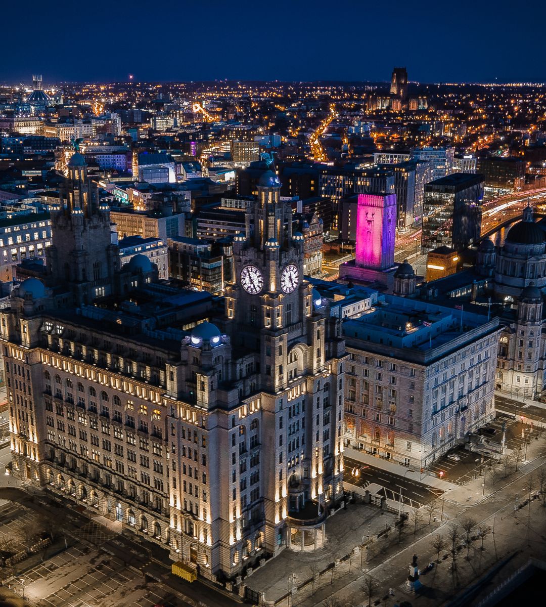 Ryanair uruchamia połączenie do pięknego miasta w UK - Liverpoolu