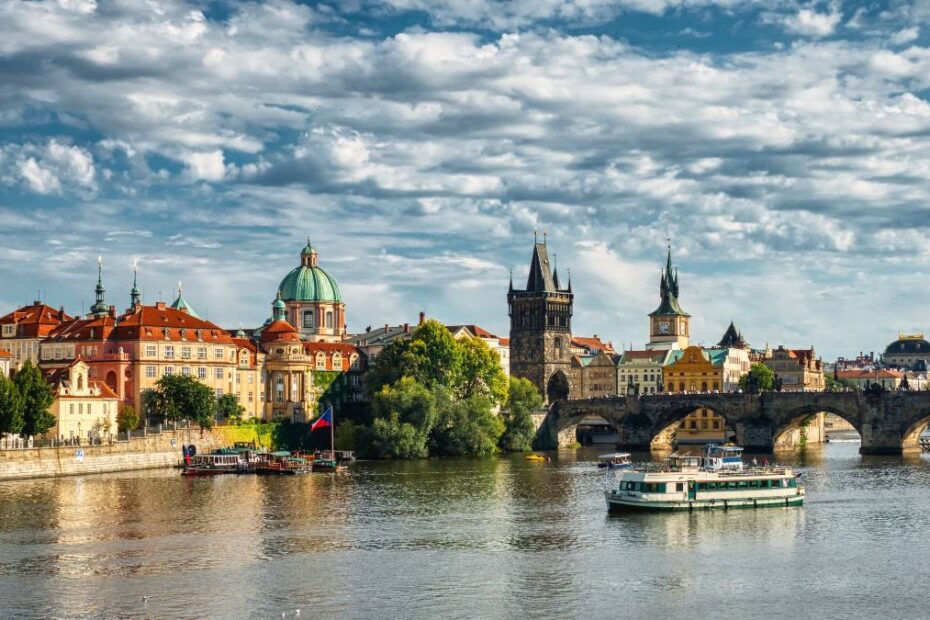 Zastanawiasz się, gdzie jechać jesienią w Europie