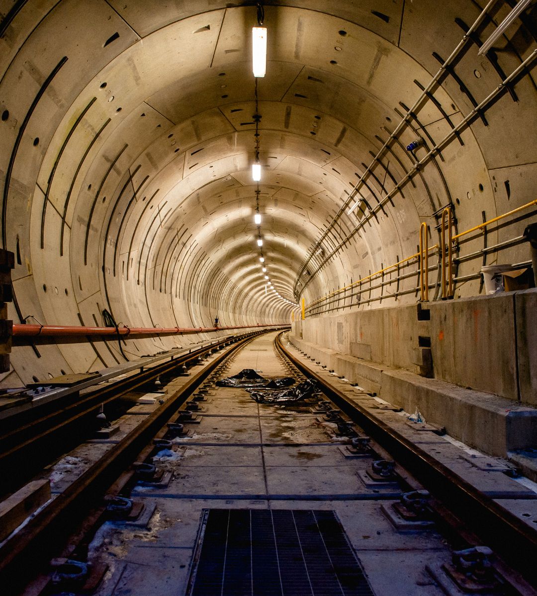 Rekordowe tunele świata Foto:  tunel kolejowy