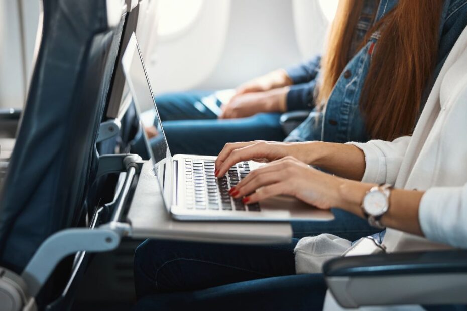 Darmowy internet Starlink w samolotach