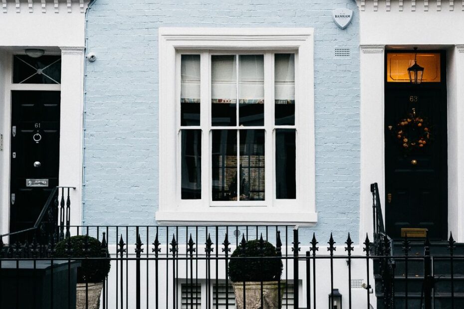 Brytyjczycy mogą stracić ogrodzenia swoich posesji Foto: ogrodzenie przed domem