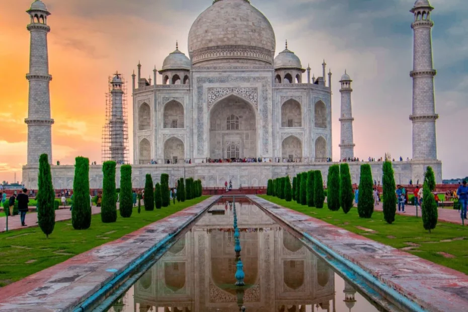 24 najpiękniejsze budynki świata według Time Out Foto: Tadż Mahal