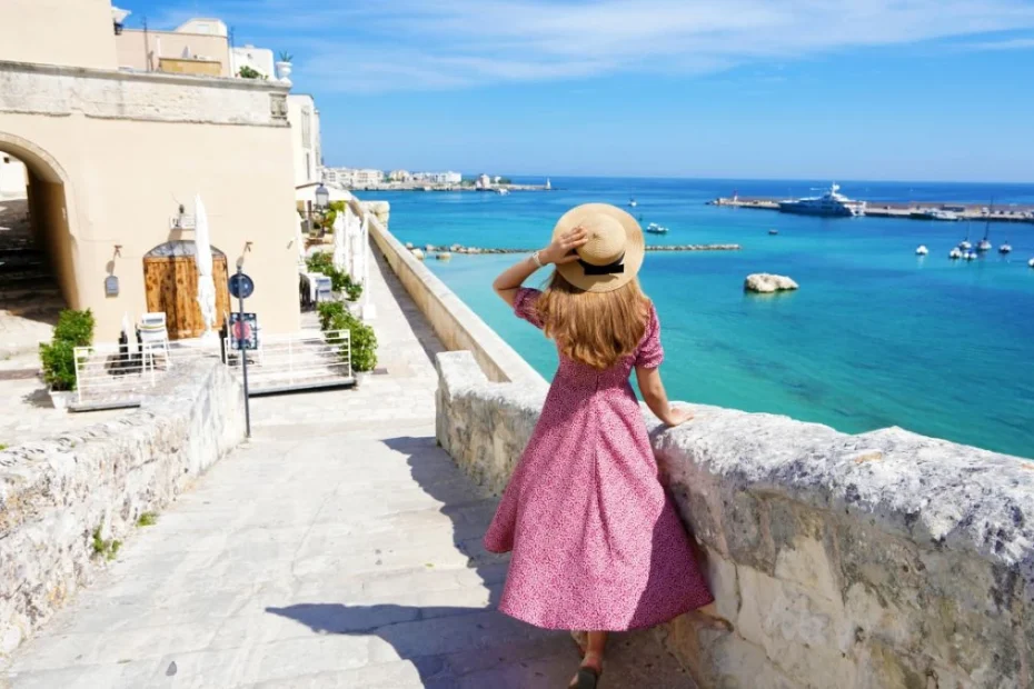 kraina wiecznego lata na południu Europy Foto: Panorama wybrzeża Salento