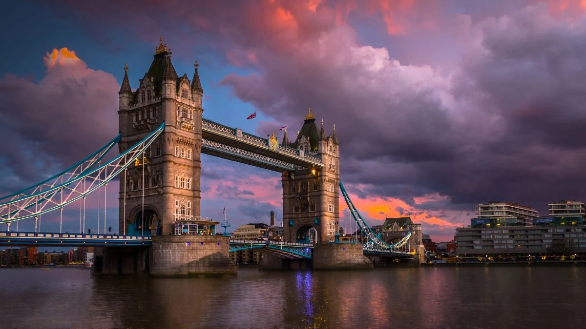 Test na obywatelstwo Wielkiej Brytanii Foto: Tower Bridge w Londynie