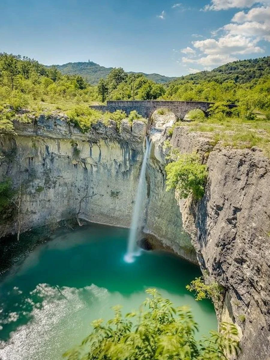 Wodospad w Chorwacji - zdjęcie ilustracyjne