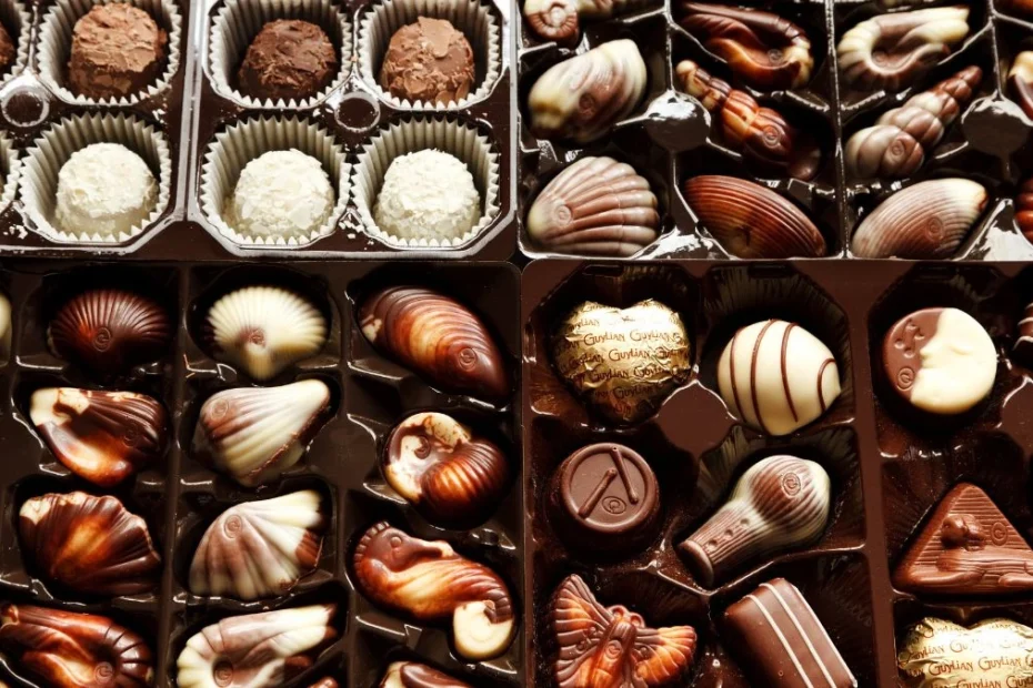 brytyjski producent czekolady ogłasza upadłość Foto: Czekoladki w ozdobnym opakowaniu
