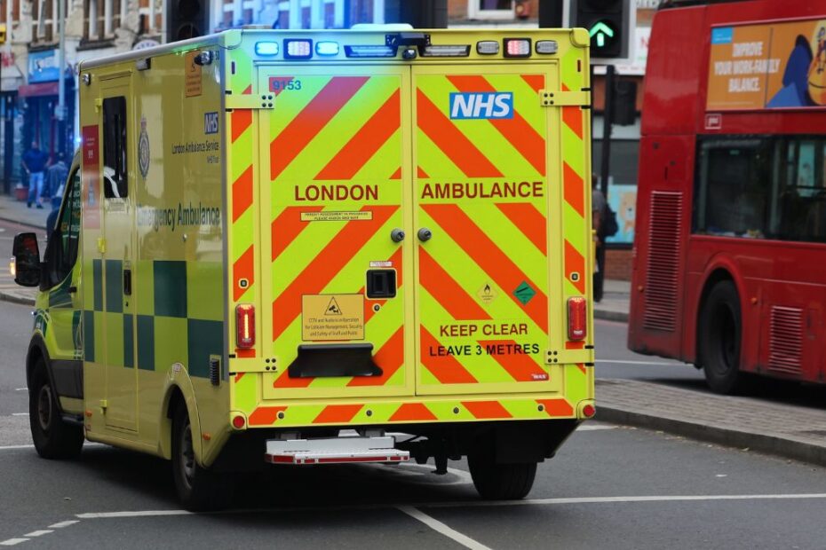 Wielka akcja ratunkowa w supermarkecie M&S w Londynie