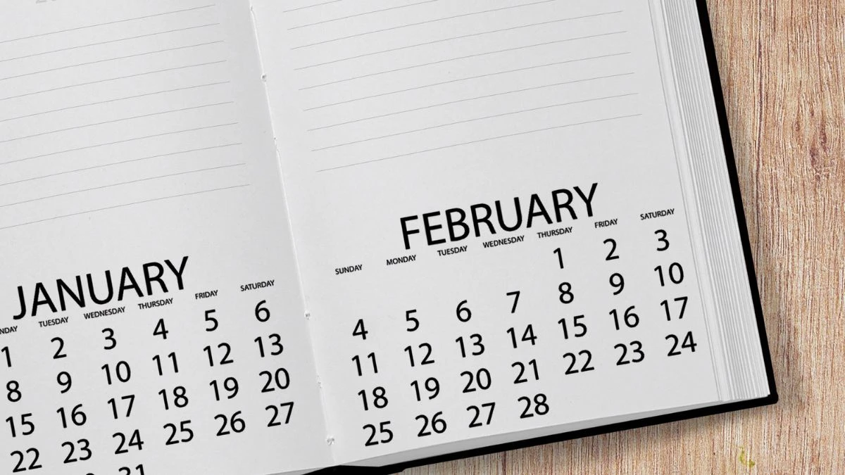 dlaczego luty jest najkrótszym miesiącem w roku Foto: terminarz z napisem February