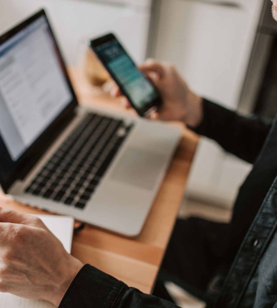 Google zaczyna udostępniać wiadomości pracodawcom