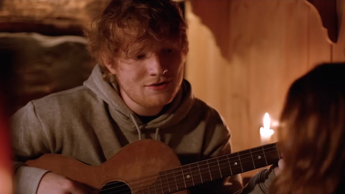 Zakaz hitu Eda Sheerana w polskich kościołach 
