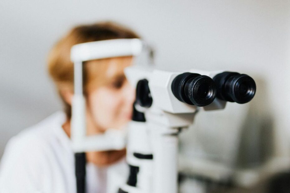 Brytyjska metoda leczenia wzroku to przełom Foto: Aparatura do badania wzroku