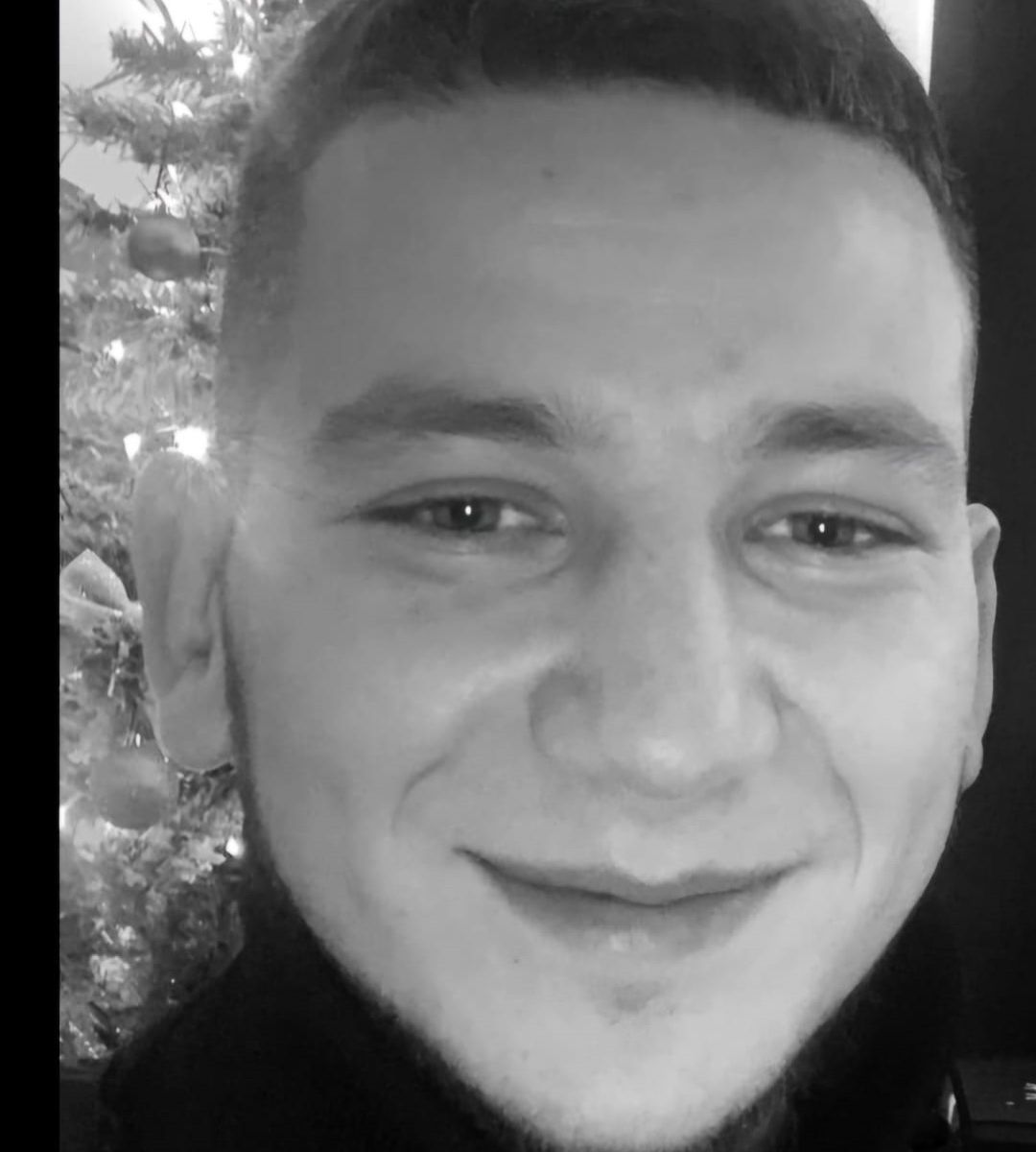 Dariusz Serafin został brutalnie zamordowany. Sprawca zadał mu wiele ciosów nożem