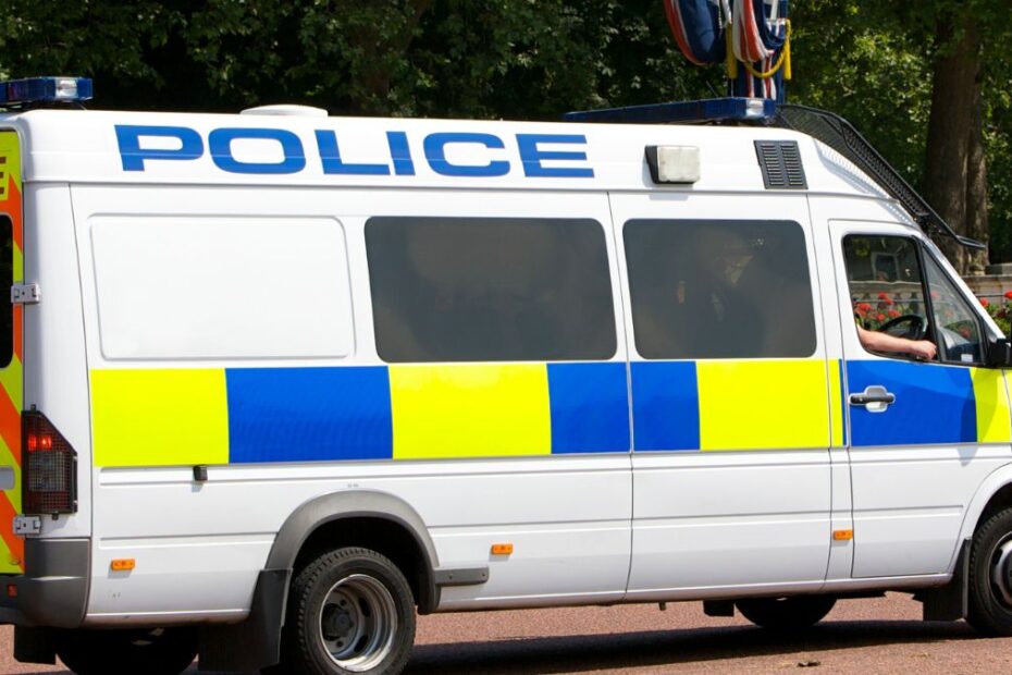 Atak nożem w szkole w Londynie, dwóch uczniów walczy o życie