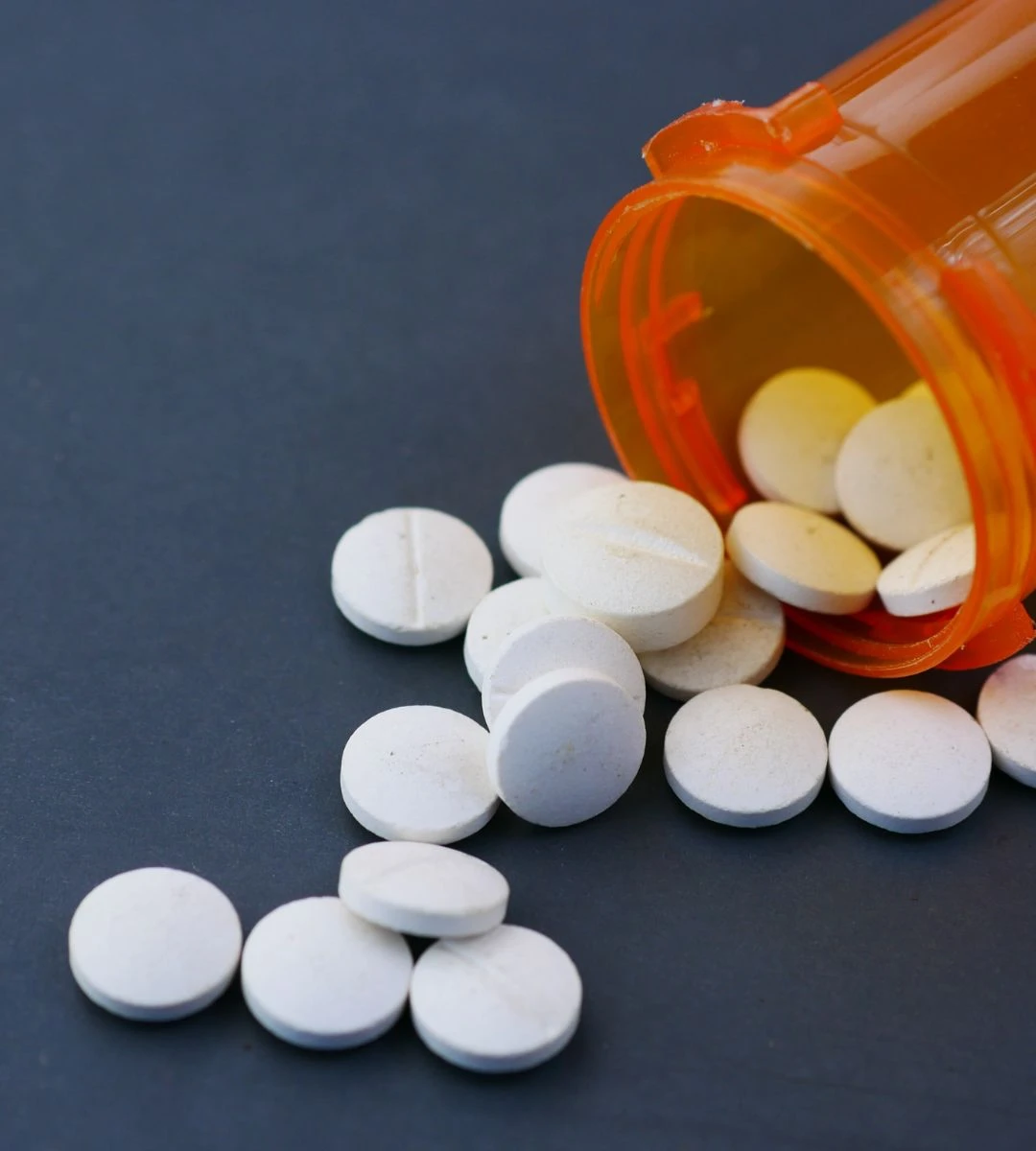 NHS ostrzega przed popularnym lekiem przeciwbólowym Foto: leki 