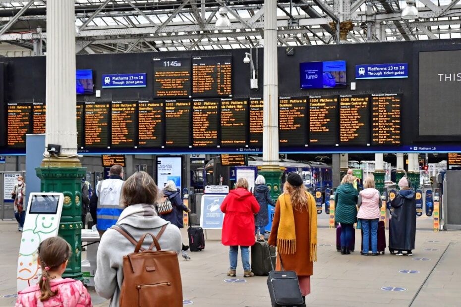 dwie duże stacje w Londynie zamknięte na 22 dni Foto: stacja w UK