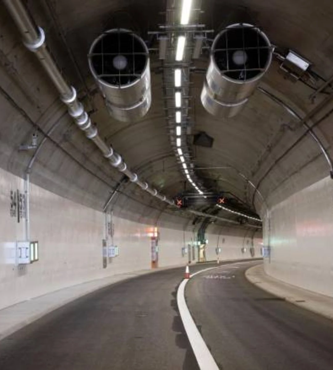 Najdłuższy drogowy tunel świata Foto: tunel