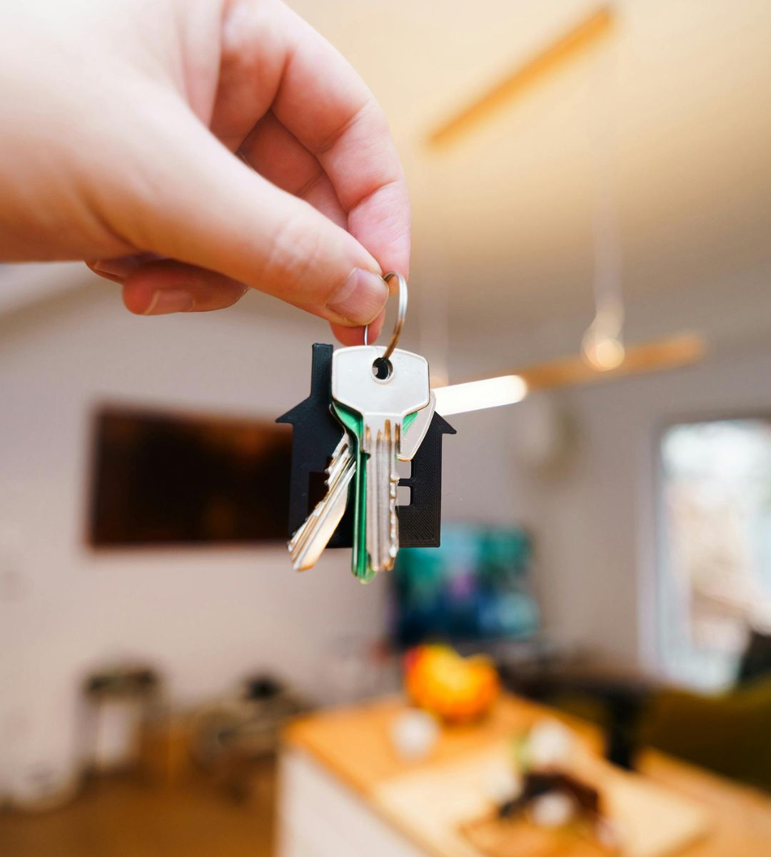 Właściciele mieszkań w UK przestają wynajmować  Foto: klucze do mieszkania
