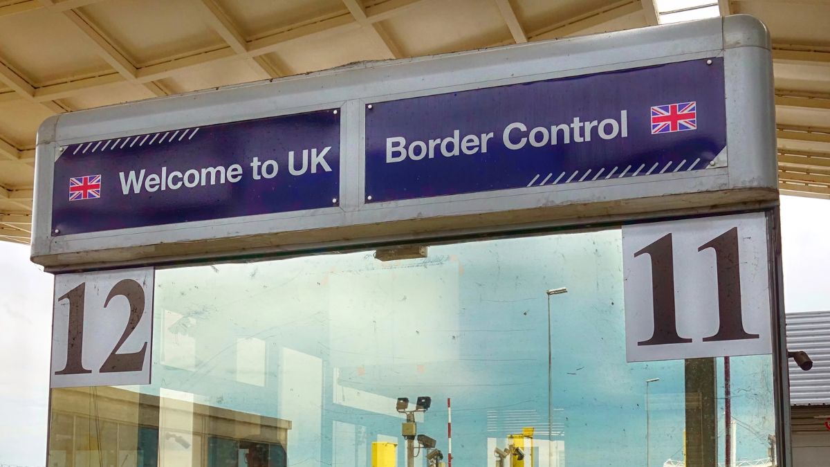 Wielka Brytania zaostrza przepisy. Będzie odbierać prawo pobytu obywatelom UE