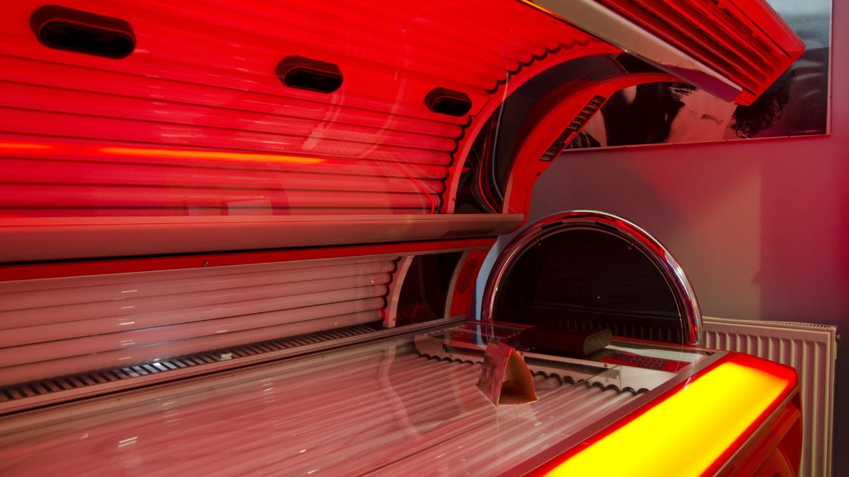 Nastolatka uzależniona od opalenizny Foto: solarium