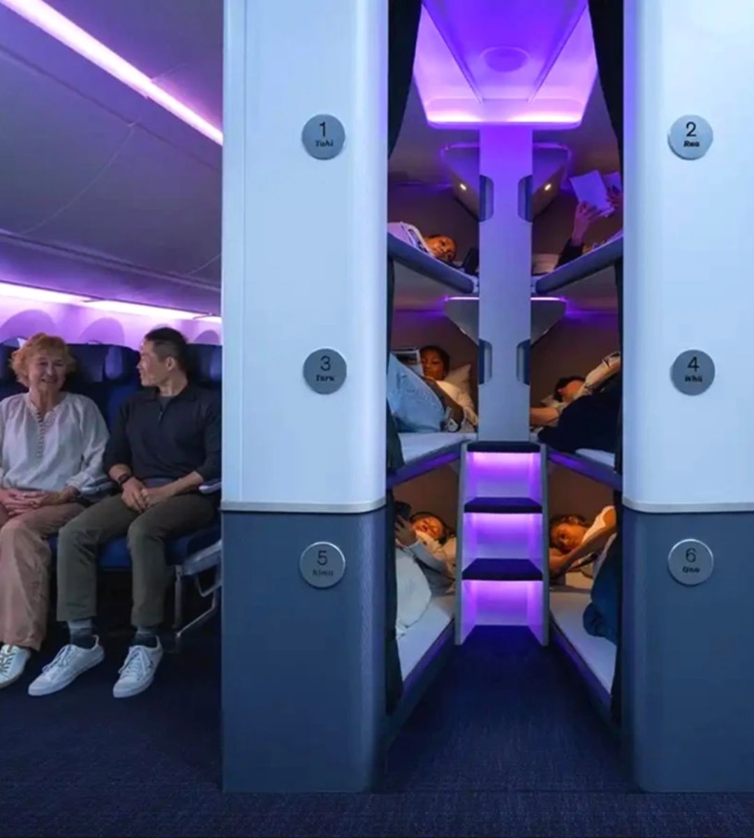 Łóżka zamiast siedzeń w samolocie Foto: wnętrze samolotu przystosowane do spania