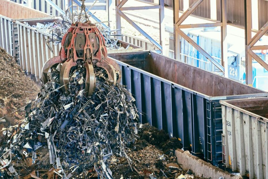 Starsze auta przestają się opłacać Foto: złomowisko