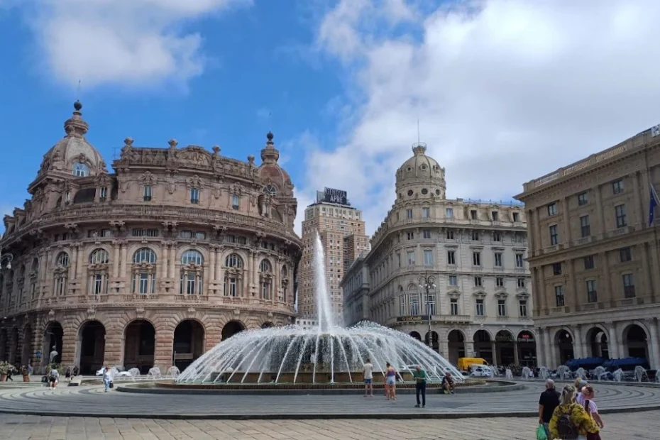 Genua – turystyczny hit 2026 roku Foto: Piazza De Ferrari w Genui