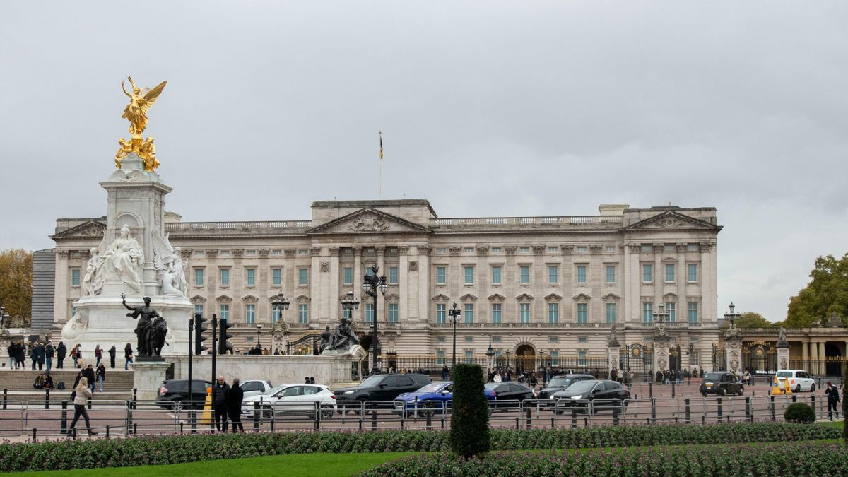 Pałac Buckingham nie jest najważniejszą królewską rezydencją Foto: Pałac Buckingham 