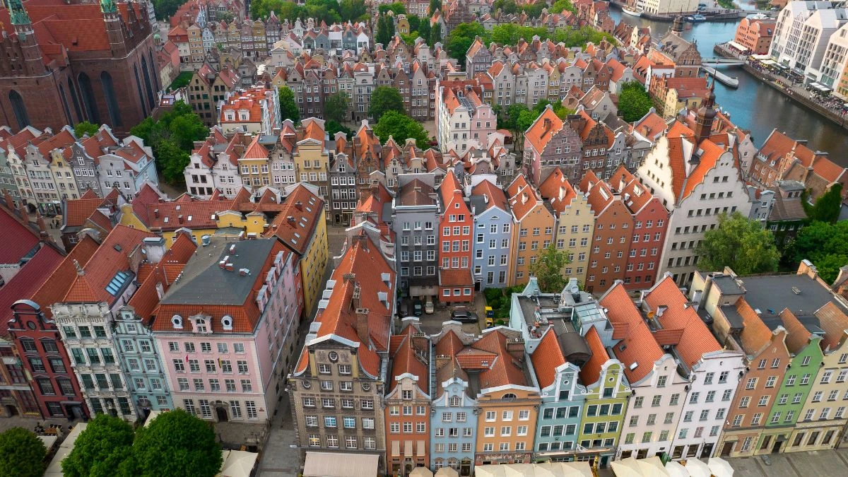 Polskie miasto podbiło prestiżowy ranking CNN Foto: charakterystyczne kamienice w Gdańsku