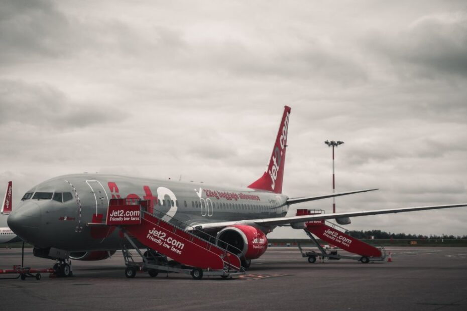 Nie żyje pasażer lotu z Cypru do Manchesteru Foto: samolot linii Jet2