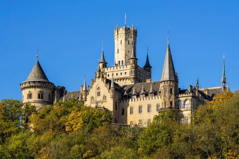 Ten zamek był prezentem urodzinowym Foto: Zamek Marienburg w Dolnej Saksonii