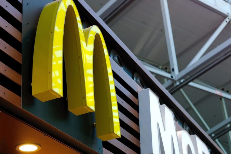 Szokujące ceny w McDonaldzie na lotnisku
