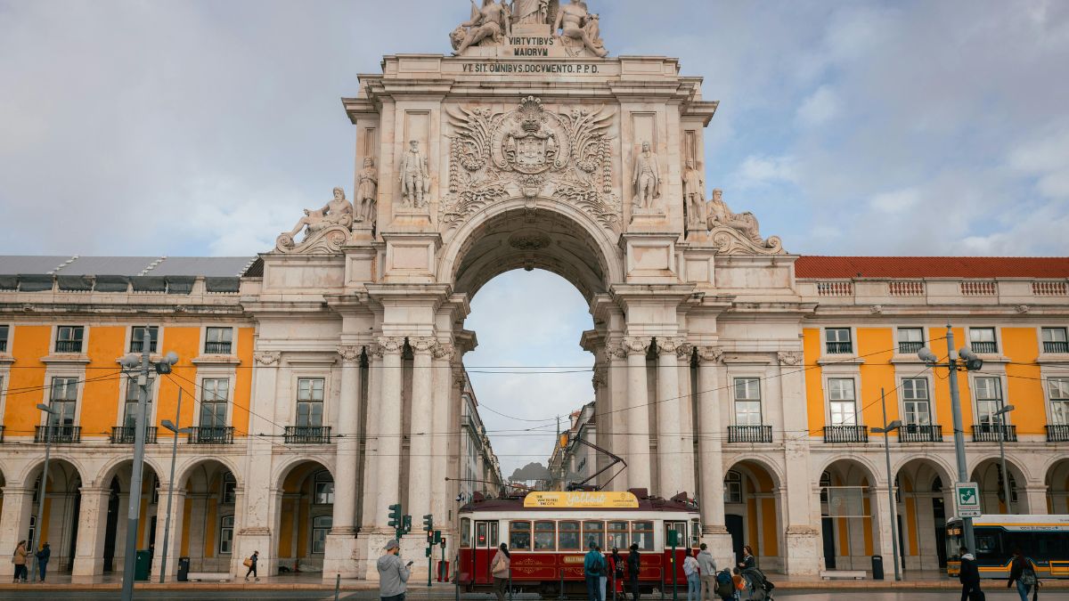 Coraz więcej superbogatych wybiera Portugalię Foto: Portugalia