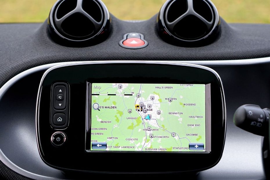 alternatywy dla GPS Foto: nawigacja samochodowa
