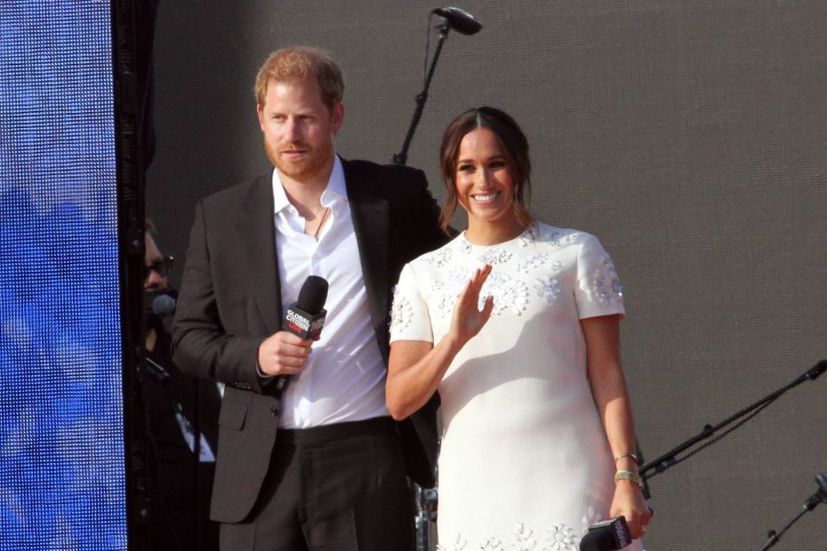 prawdziwy powód powrotu Harry’ego i Meghan