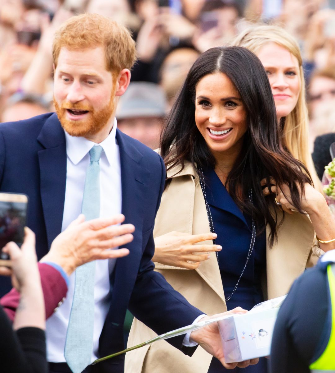 prawdziwy powód powrotu Harry’ego i Meghan