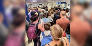 100 osób spóźniło się na lot do UK z powodu nowych kontroli bezpieczeństwa